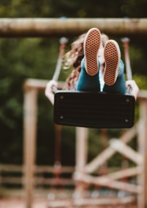Kiezen voor een groen schoolplein: voordelen, ideeën en tips